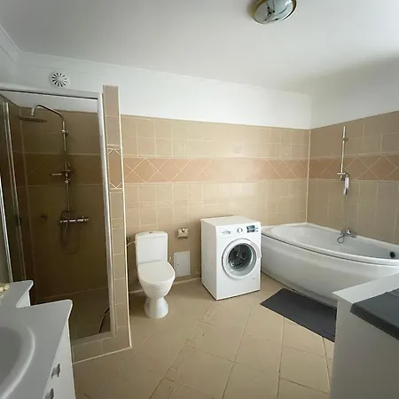 Penthouse In The Old Citycenter شقة كولوبرزيغ