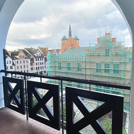 شقة Penthouse In The Old Citycenter